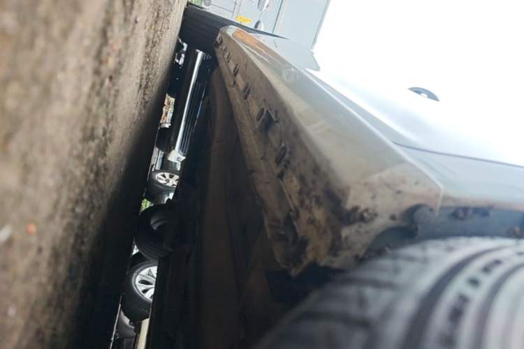 Used Chery Arrizo GX 2019 Pro 1.5T Manual Edition China VI Emission Standard Right Side Sill