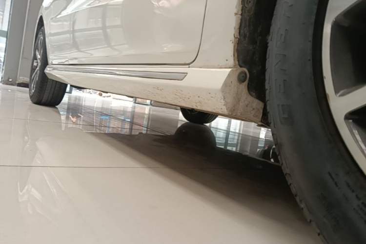 Used Chery Arrizo GX 2019 Champion Edition 1.5L CVT Elite Model Right Side Sill