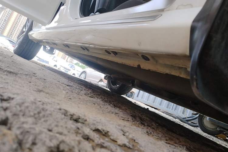 Used Chery Arrizo GX 2019 Champion Edition 1.5L CVT Elite Model Right Side Sill