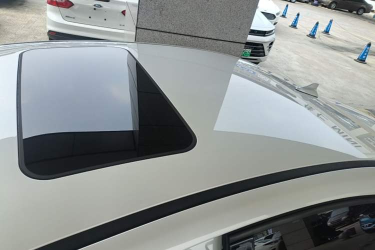 Used Chery Arrizo GX 2019 Pro 1.5T CVT Smart Color Version China VI Standard Roof