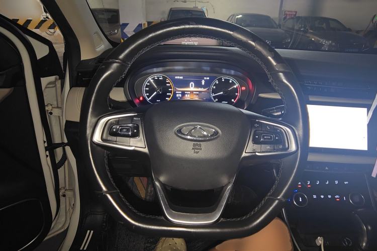 Used Chery Arrizo GX 2019 Pro 1.5T CVT Model Color Version China VI Standard Steering Wheel