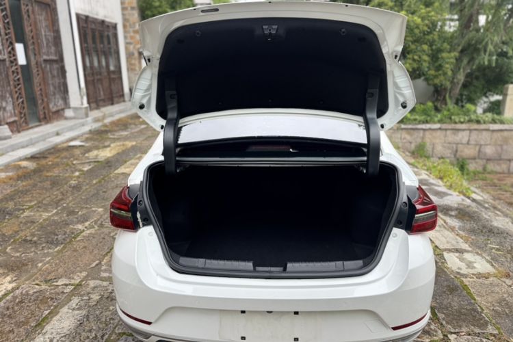 Used Chery Arrizo GX 2019 Pro 1.5T CVT Smart Color Version China VI Standard Trunk
