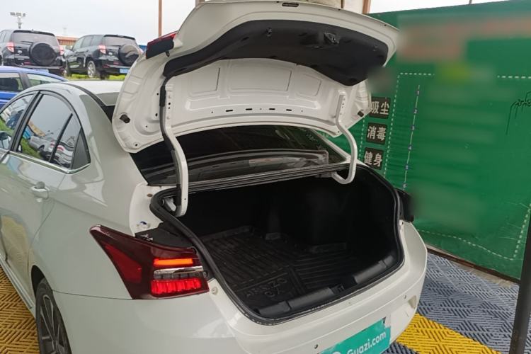 Used Chery Arrizo GX 2019 1.5T CVT New Color Version China VI Standard Trunk