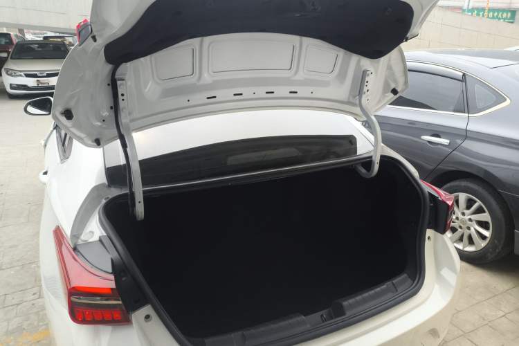 Used Chery Arrizo GX 2019 Champion Edition 1.5L Manual Fashion Model Trunk