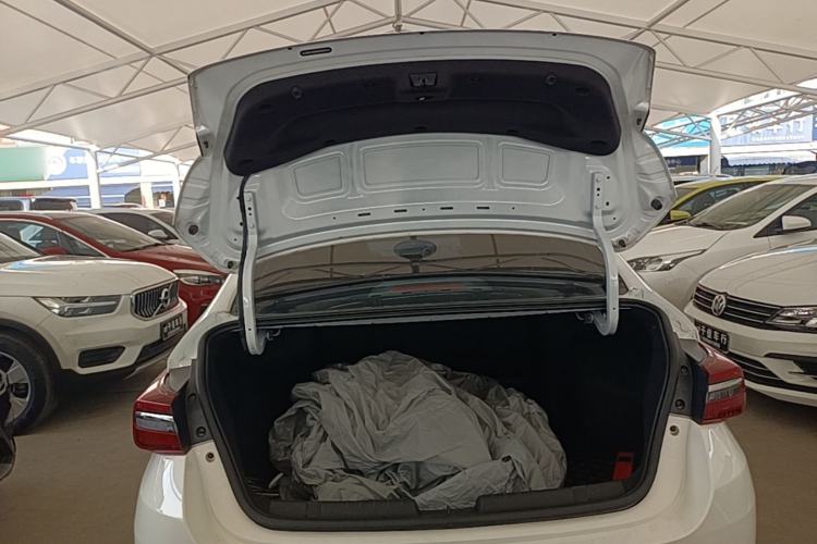 Used Chery Arrizo GX 2019 Pro 1.5T CVT Model Color Version China VI Standard Trunk