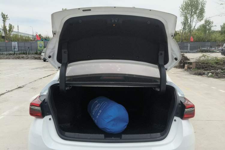 Used Chery Arrizo GX 2019 Pro 1.5T CVT Smart Color Version China VI Standard Trunk