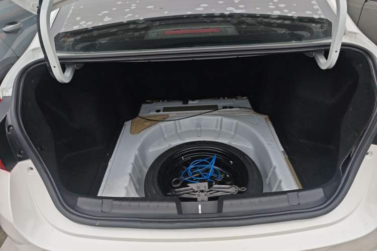 Used Chery Arrizo GX 2019 Pro 1.5T CVT Model Color Version China VI Standard Trunk