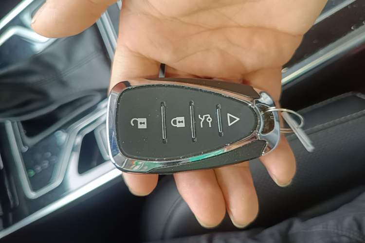 Used Chery Arrizo GX 2019 Pro 1.5T CVT Model Color Version China VI Standard Vehicle Key