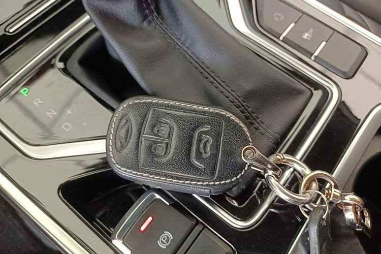 Used Chery Arrizo GX 2019 Pro 1.5T CVT Model Color Version China VI Standard Vehicle Key