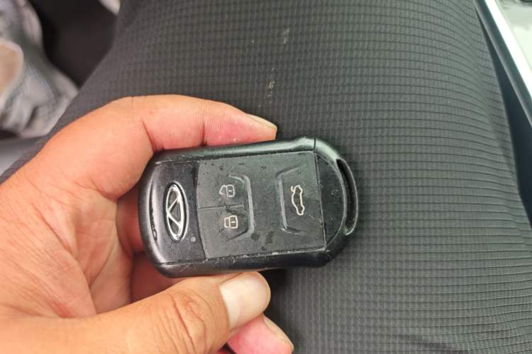 Used Chery Arrizo GX 2019 Pro 1.5T CVT Model Color Version China VI Standard Vehicle Key