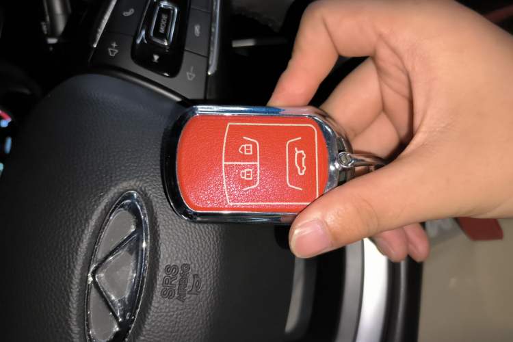 Used Chery Arrizo GX 2019 Pro 1.5T CVT Model Color Version China VI Standard Vehicle Key
