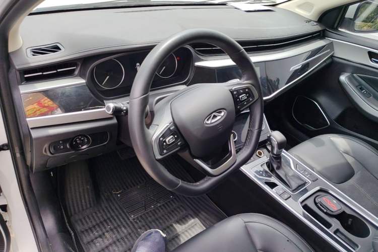 Used Chery Arrizo GX 2021 Champion Edition 1.5L CVT Deluxe Version Center Console