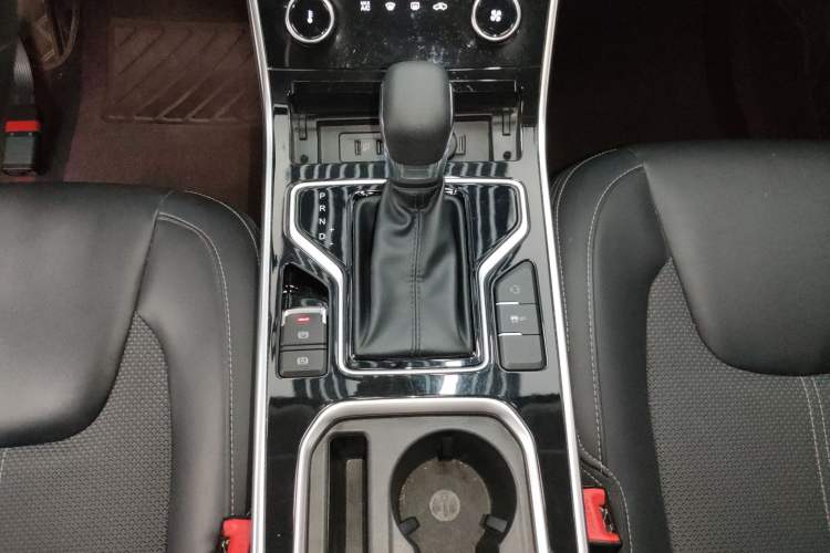 Used Chery Arrizo GX 2021 Champion Edition 1.5L CVT Deluxe Version Gear Lever