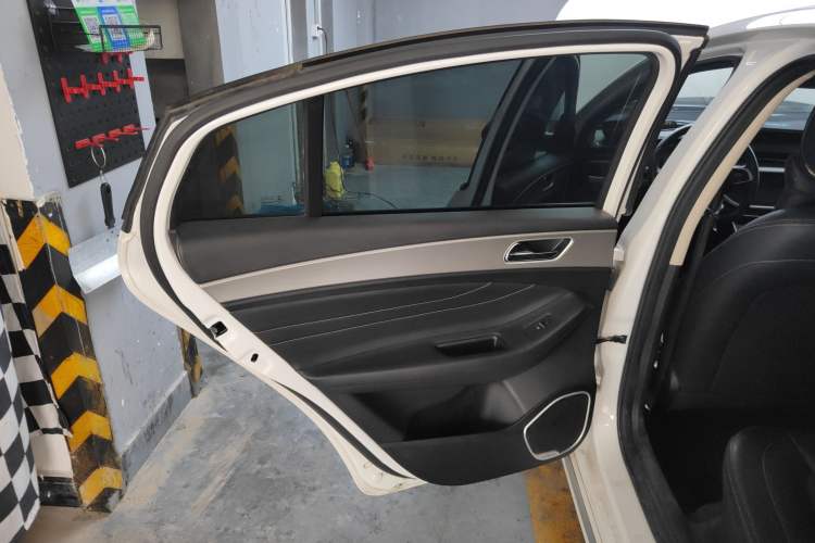 Used Chery Arrizo GX 2021 Champion Edition 1.5L CVT Deluxe Version Interior 8