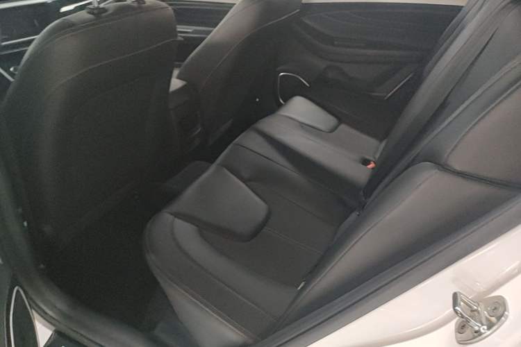 Used Chery Arrizo GX 2021 Champion Edition 1.5L CVT Deluxe Version Left Rear Seat