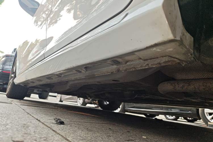 Used Chery Arrizo GX 2021 Champion Edition 1.5L CVT Deluxe Version Left Side Sill