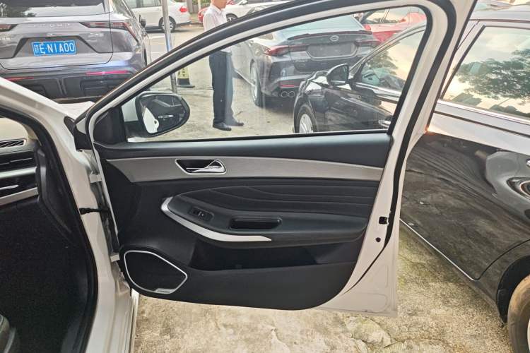 Used Chery Arrizo GX 2021 Champion Edition 1.5L CVT Deluxe Version Right Front Door Interior