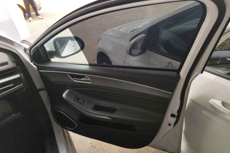 Used Chery Arrizo GX 2021 Champion Edition 1.5L CVT Deluxe Version Right Front Door Interior
