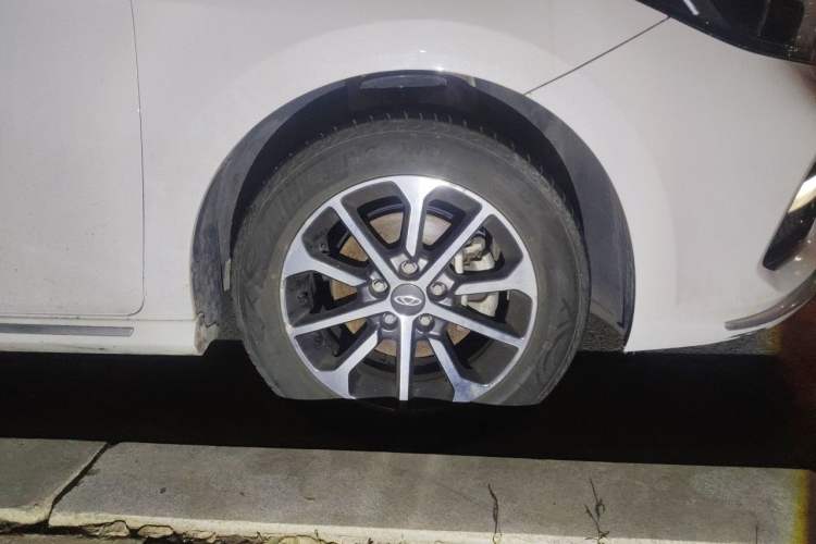 Used Chery Arrizo GX 2021 Champion Edition 1.5L CVT Deluxe Version Right Front Wheel Hub