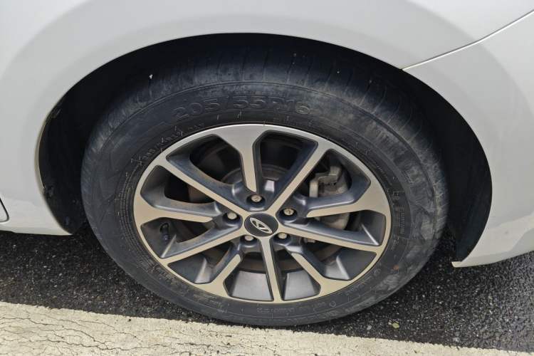 Used Chery Arrizo GX 2021 Champion Edition 1.5L CVT Deluxe Version Right Front Wheel Hub