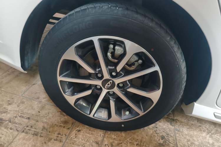 Used Chery Arrizo GX 2021 Champion Edition 1.5L CVT Deluxe Version Right Rear Wheel Hub