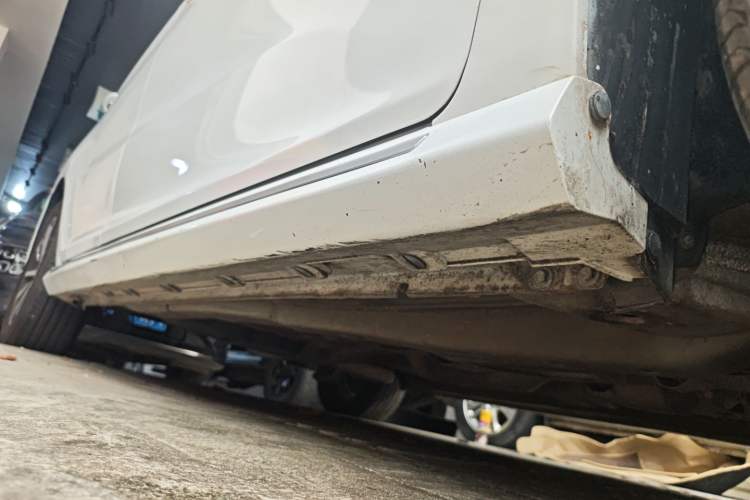 Used Chery Arrizo GX 2021 Champion Edition 1.5L CVT Deluxe Version Right Side Sill