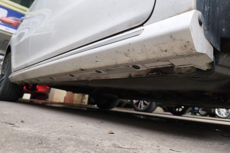 Used Chery Arrizo GX 2021 Champion Edition 1.5L CVT Deluxe Version Right Side Sill