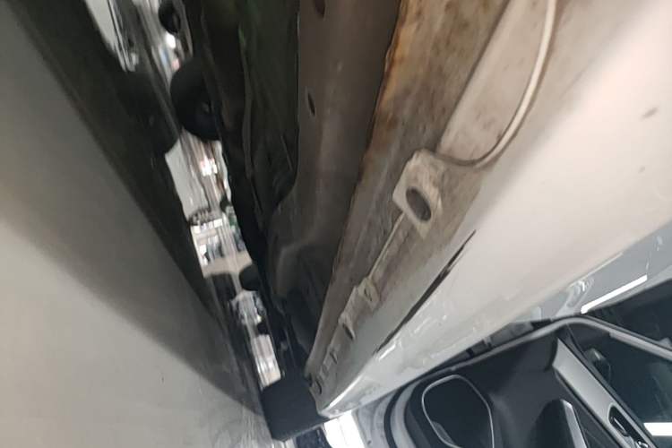 Used Chery Arrizo GX 2021 Champion Edition 1.5L CVT Deluxe Version Right Side Sill