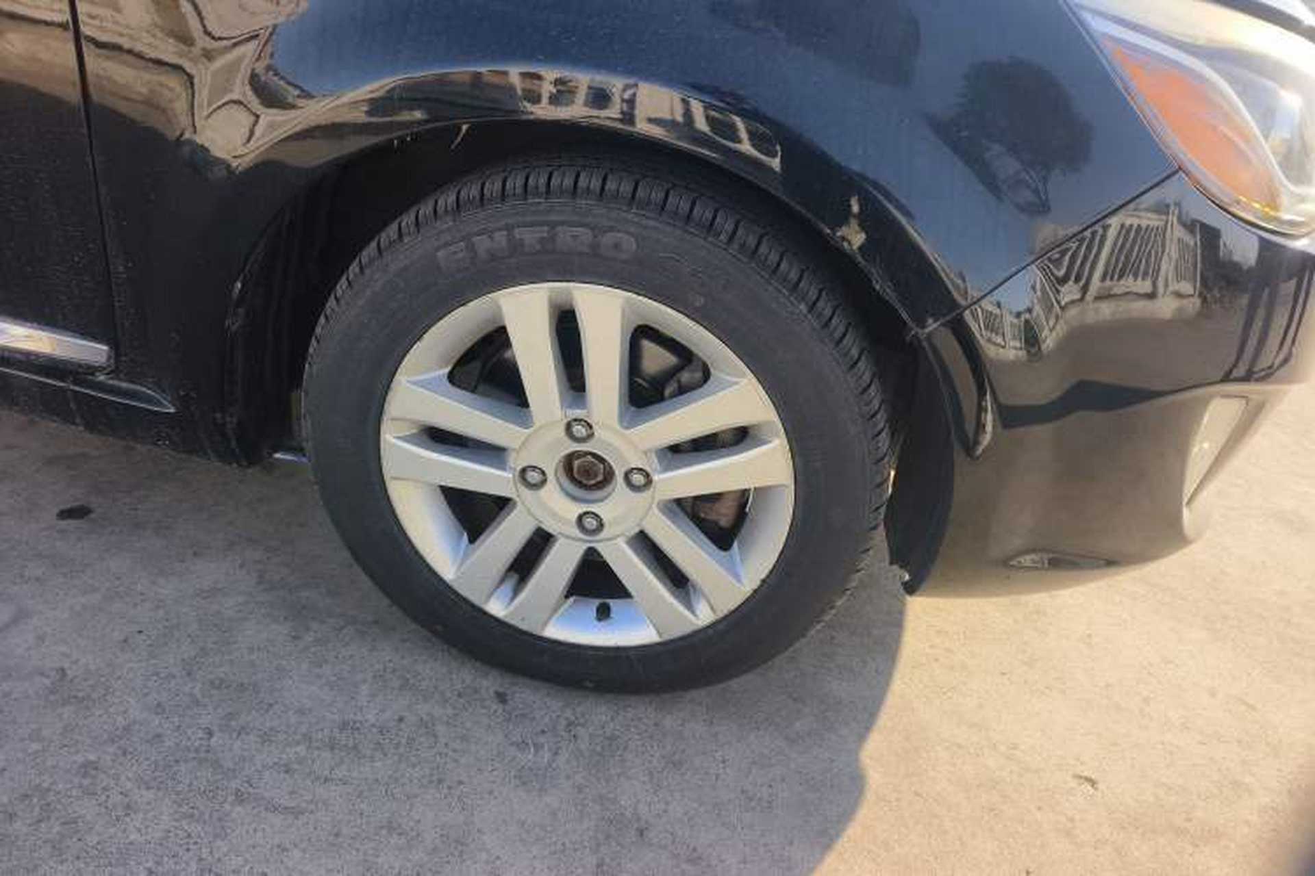 Used Chery Arrizo M7 2015 2.0L CVT Wide Enjoyment Edition 232 Seats Right Front Wheel Hub