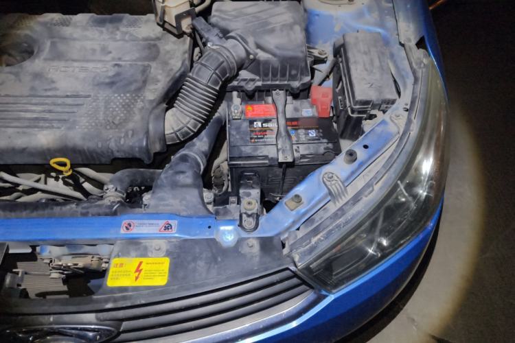 Used Chery Arrizo M7 2015 2.0L CVT Wide Enjoyment Edition 232 Seats Engine Bay Left