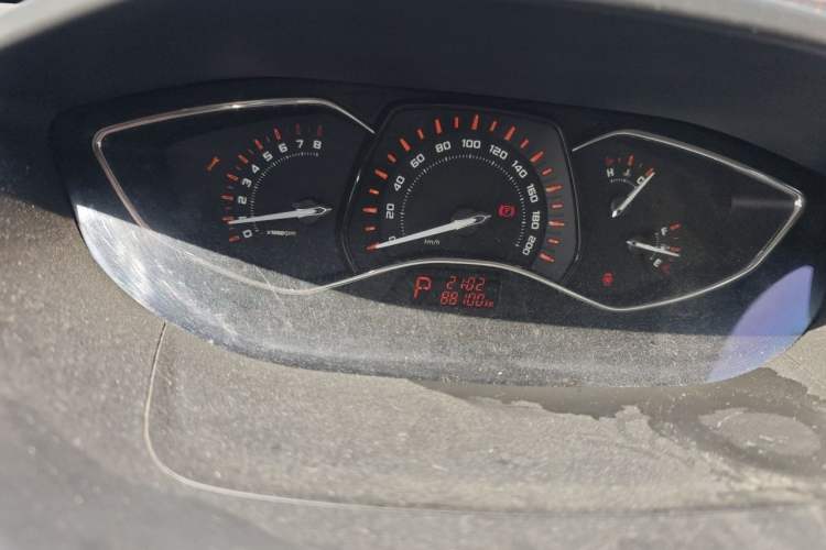 Used Chery Arrizo M7 2015 2.0L CVT Comfort Edition 2+2 Seating Instrument Cluster