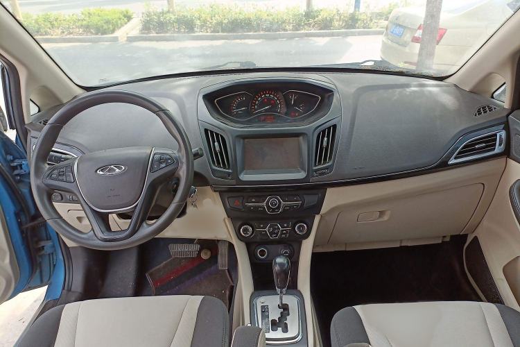 Used Chery Arrizo M7 2015 2.0L CVT Wide Enjoyment Edition 232 Seats Interior 2
