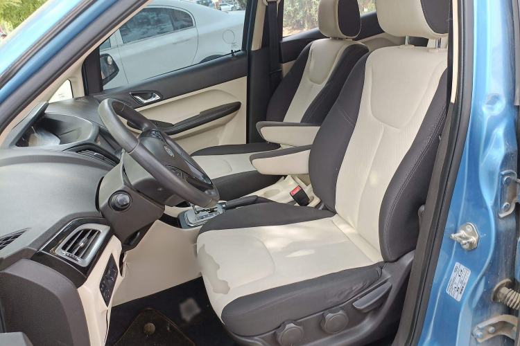 Used Chery Arrizo M7 2015 2.0L CVT Wide Enjoyment Edition 232 Seats Left Front Seat