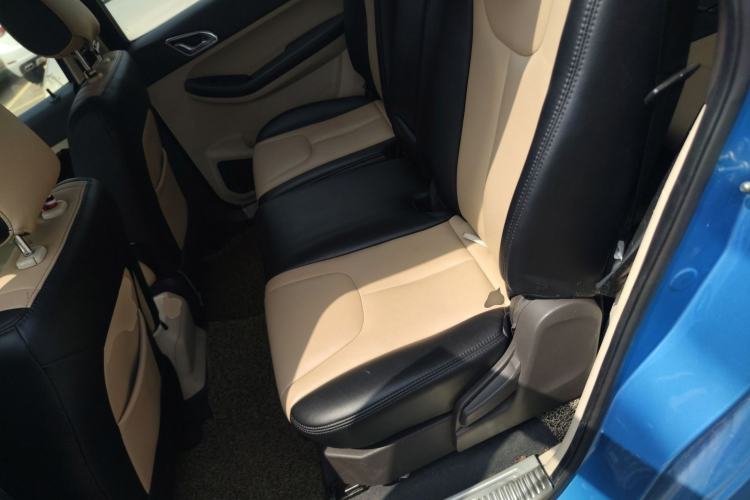 Used Chery Arrizo M7 2015 2.0L CVT Wide Enjoyment Edition 232 Seats Left Rear Seat
