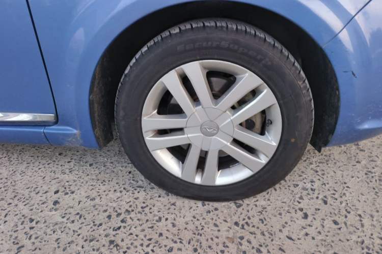 Used Chery Arrizo M7 2015 2.0L CVT Wide Enjoyment Edition 232 Seats Right Front Wheel Hub