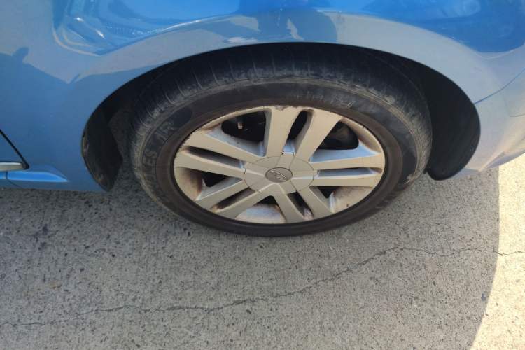 Used Chery Arrizo M7 2015 2.0L CVT Wide Enjoyment Edition 232 Seats Right Front Wheel Hub