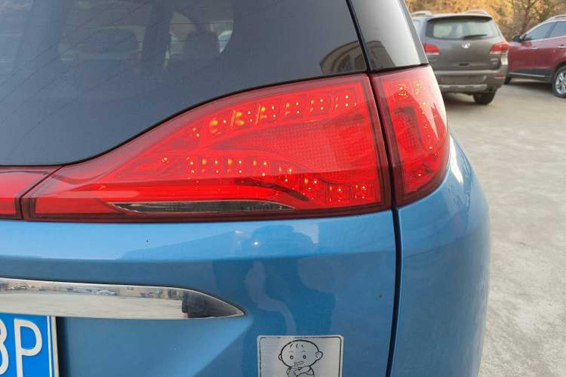 Used Chery Arrizo M7 2015 2.0L CVT Comfort Edition 232 Seats Right Rear Taillight