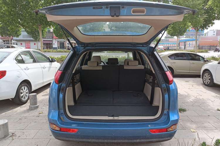 Used Chery Arrizo M7 2015 2.0L CVT Wide Enjoyment Edition 232 Seats Trunk