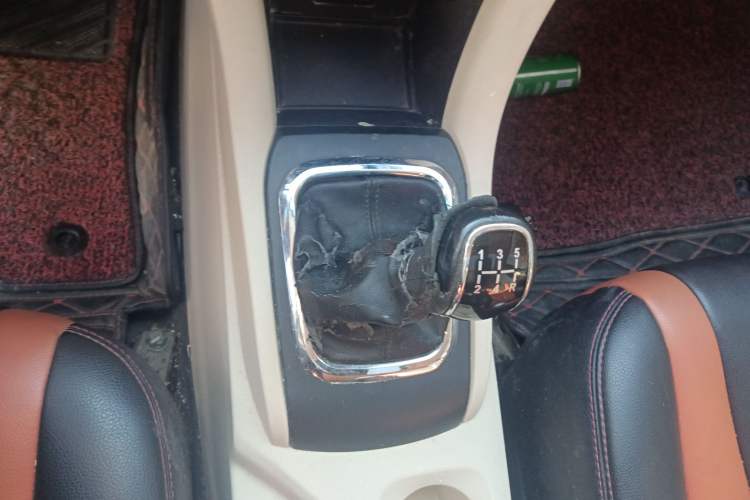 Used Chery Arrizo M7 2015 1.8L Manual WideJoy Edition 232 Seats Gear Lever