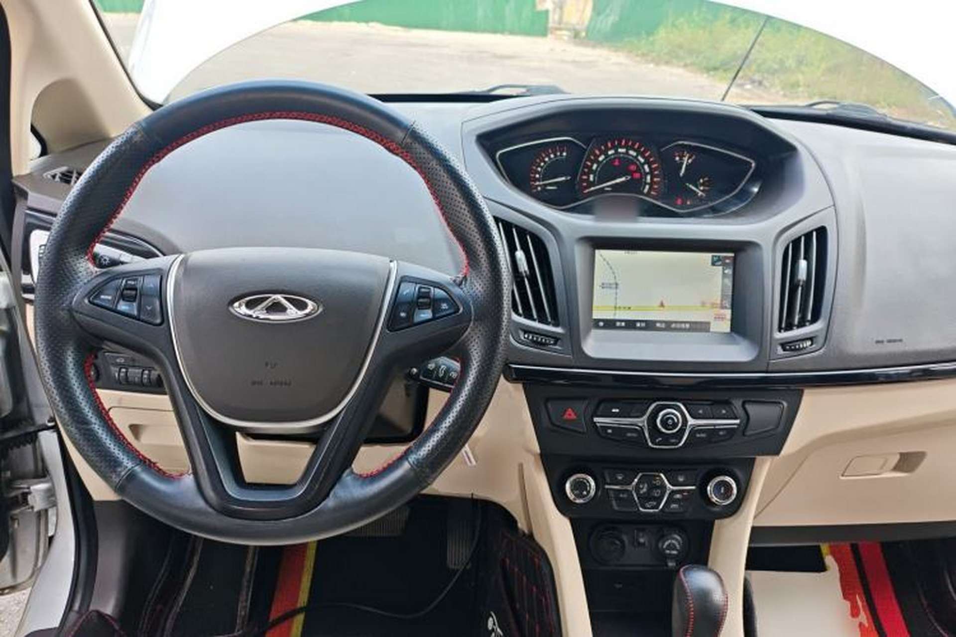 Used Chery Arrizo M7 2015 2.0L CVT Wide Enjoyment Edition 232 Seats Interior 2