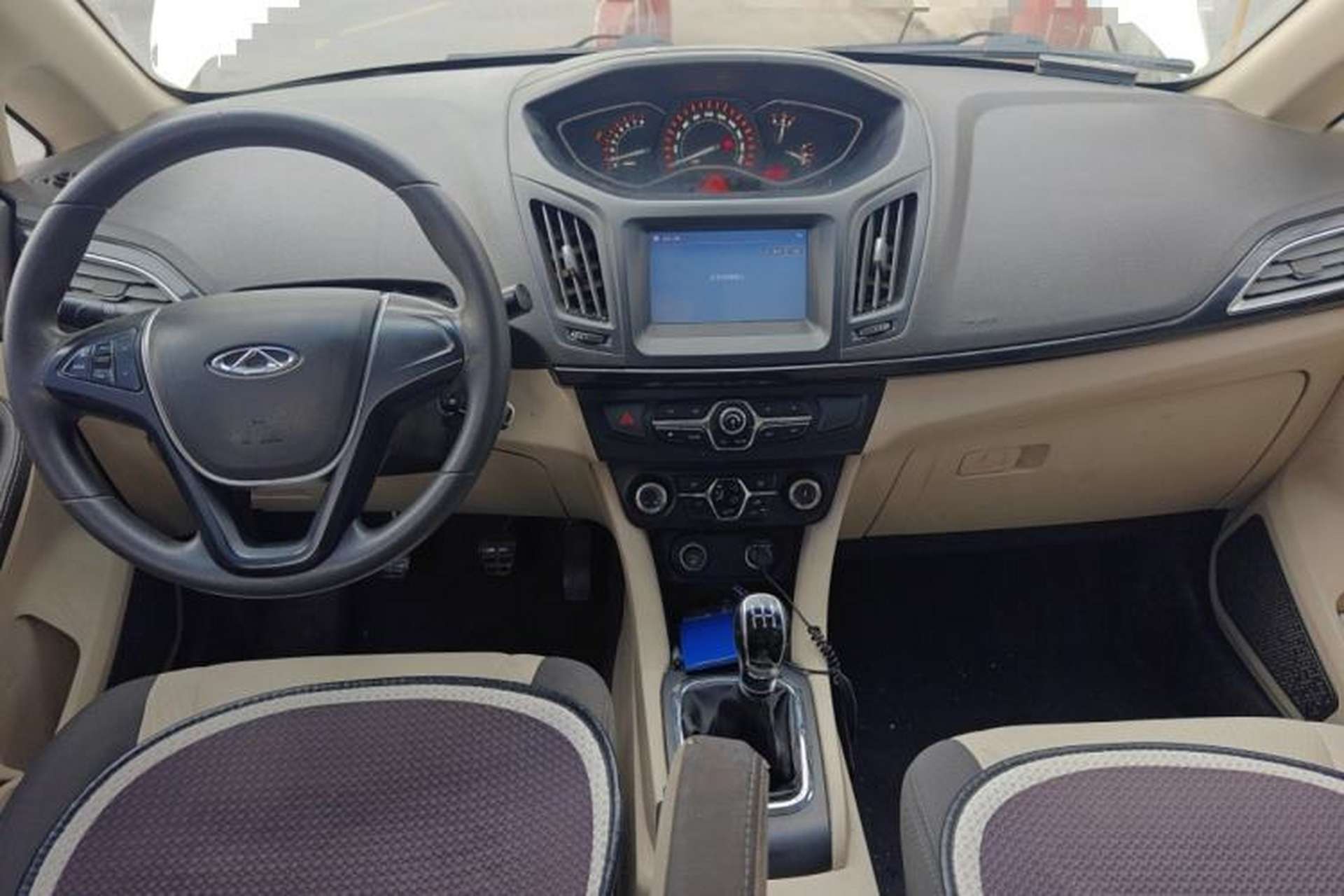 Used Chery Arrizo M7 2015 1.8L Manual Wide-Comfort Version 232 Seats Center Console