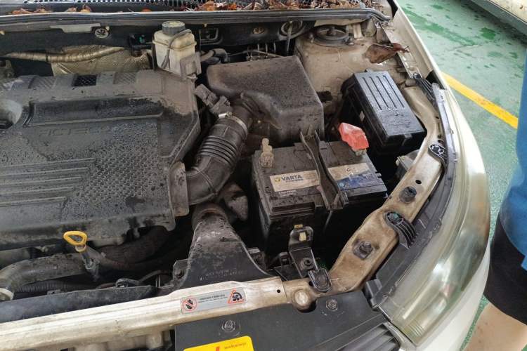 Used Chery Arrizo M7 2015 1.8L Manual Wide-Comfort Version 232 Seats Engine Bay Left