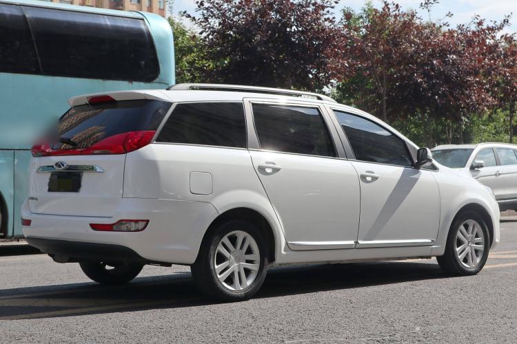 Used Chery Arrizo M7 2015 2.0L CVT Comfort Edition 232 Seats Exterior 3