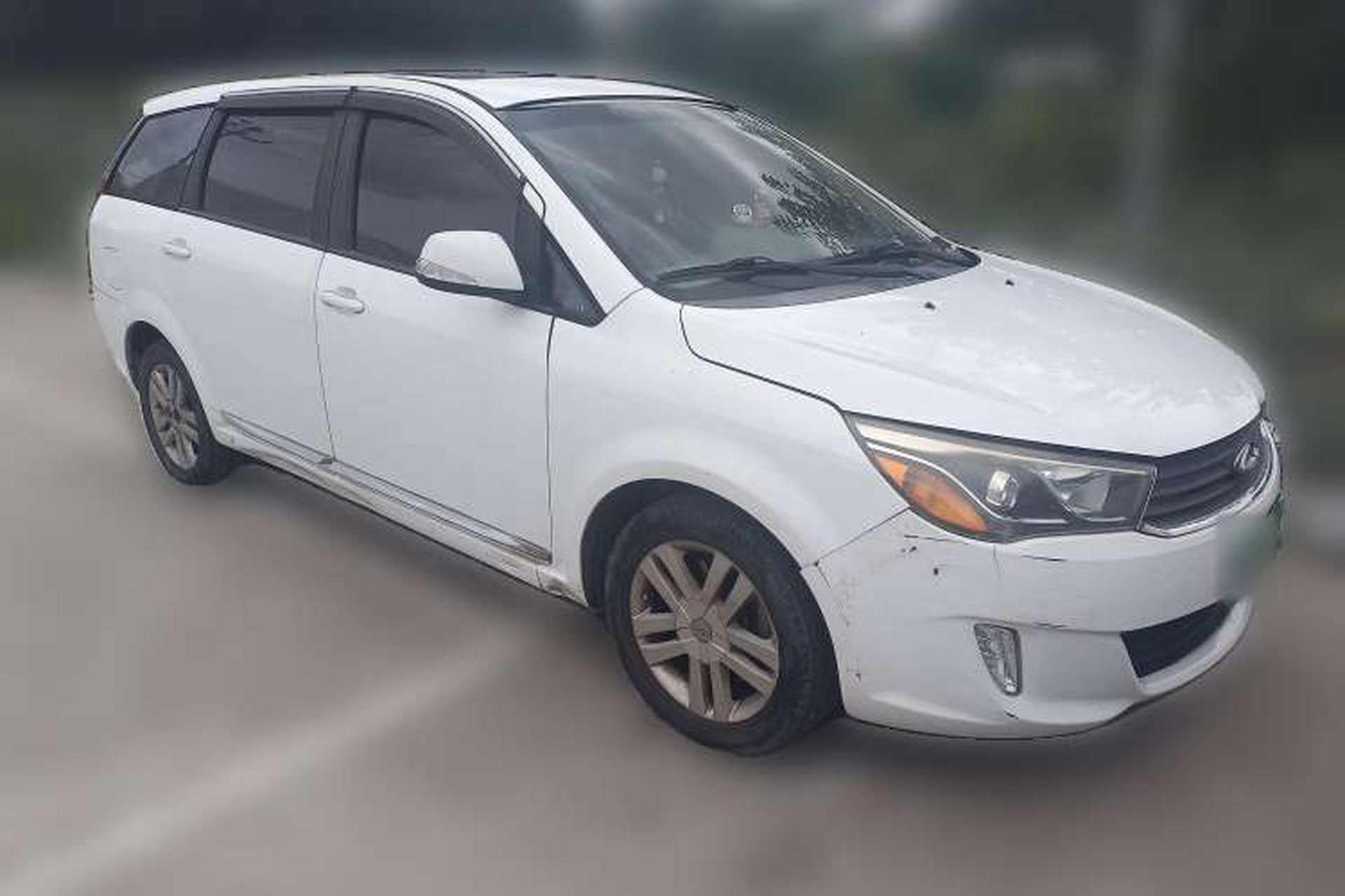 Used Chery Arrizo M7 2015 2.0L CVT Wide Enjoyment Edition 232 Seats Front Right 45 Deg