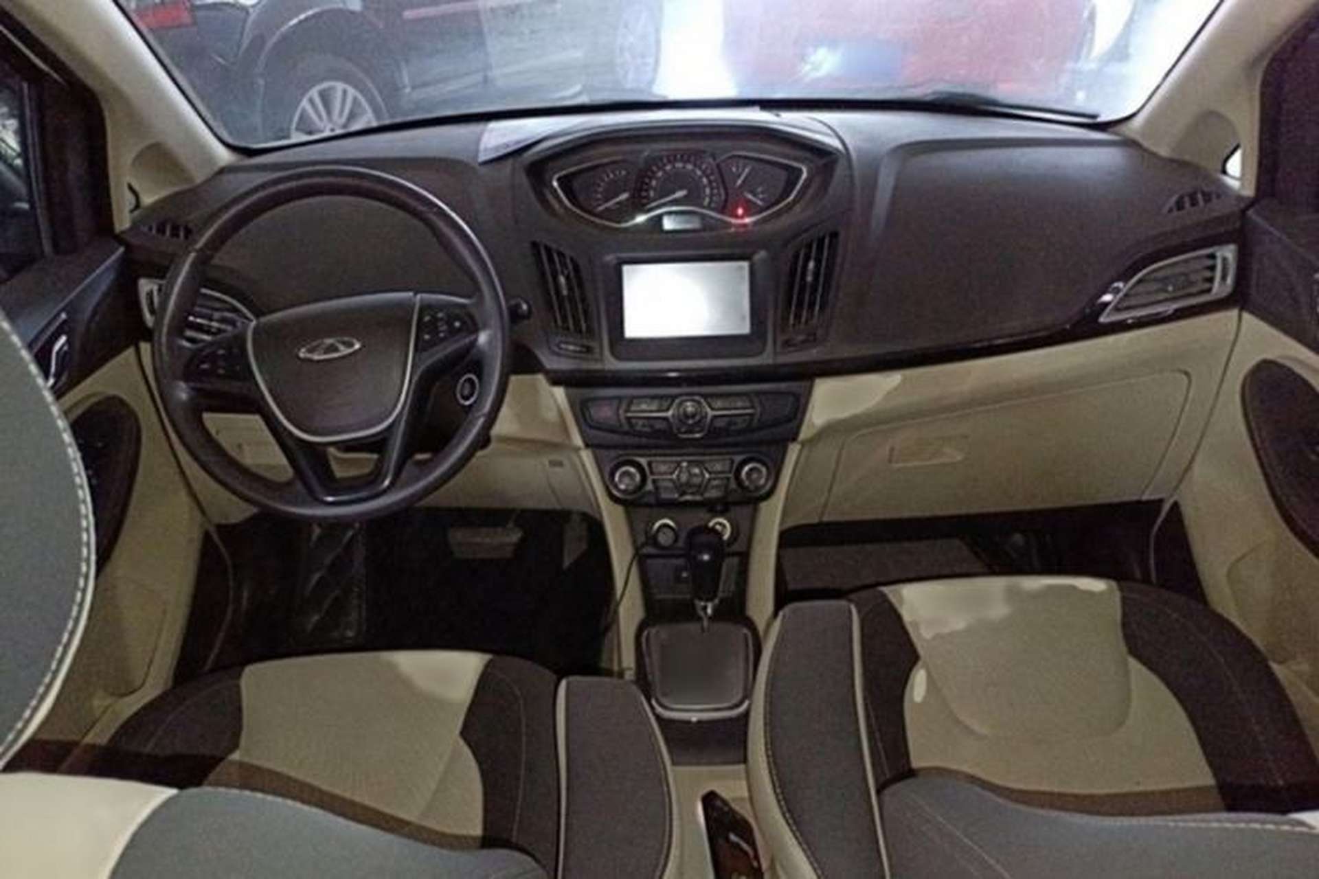 Used Chery Arrizo M7 2015 2.0L CVT Wide Enjoyment Edition 223 Seats Interior 1