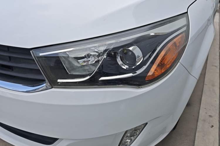 Used Chery Arrizo M7 2015 1.8L Manual Wide-Comfort Version 232 Seats Left Front Headlight