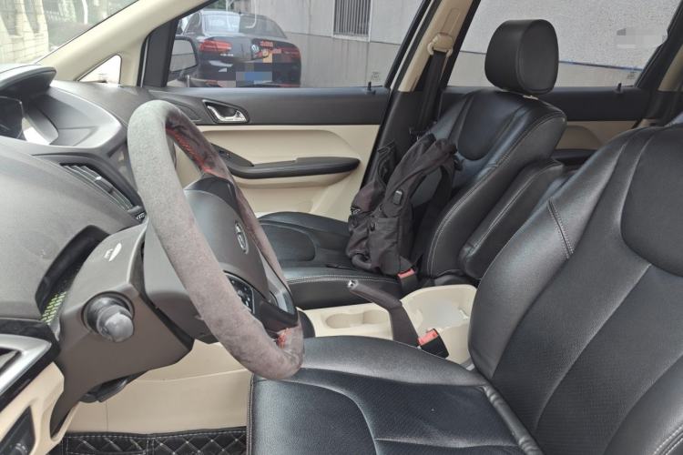 Used Chery Arrizo M7 2015 1.8L Manual WideJoy Edition 232 Seats Left Front Seat
