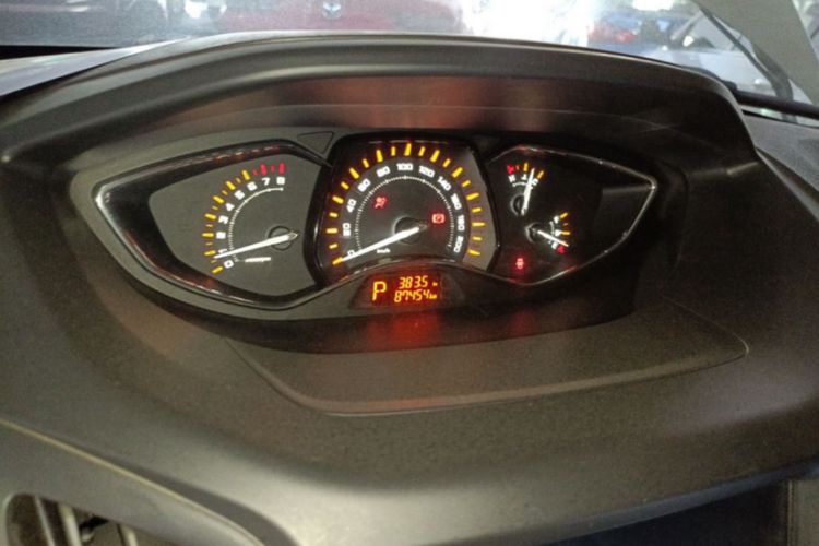 Used Chery Arrizo M7 2015 2.0L CVT Wide Enjoyment Edition 223 Seats Odometer Close Up