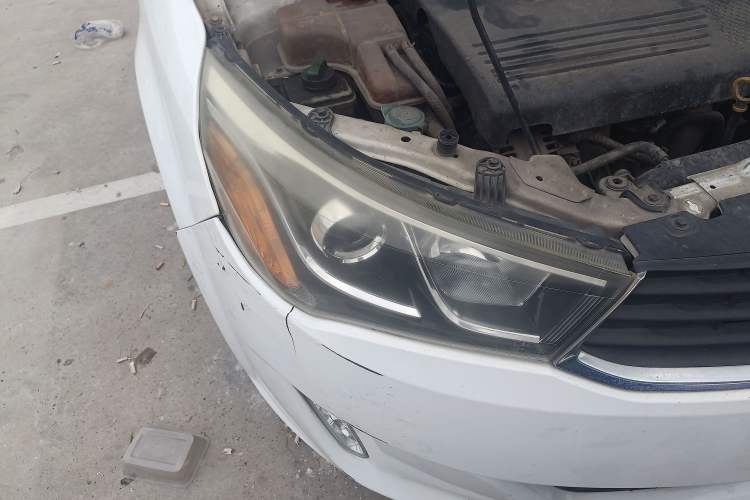 Used Chery Arrizo M7 2015 2.0L CVT Wide Enjoyment Edition 232 Seats Right Front Headlight
