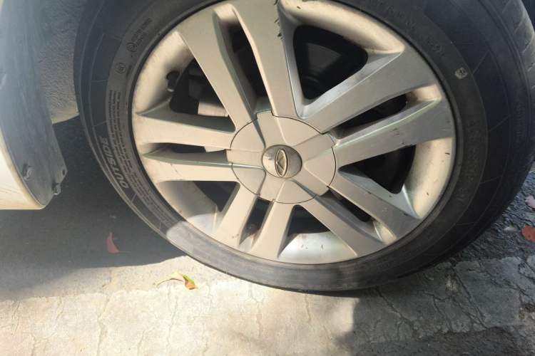 Used Chery Arrizo M7 2015 1.8L Manual WideJoy Edition 232 Seats Right Front Wheel Hub